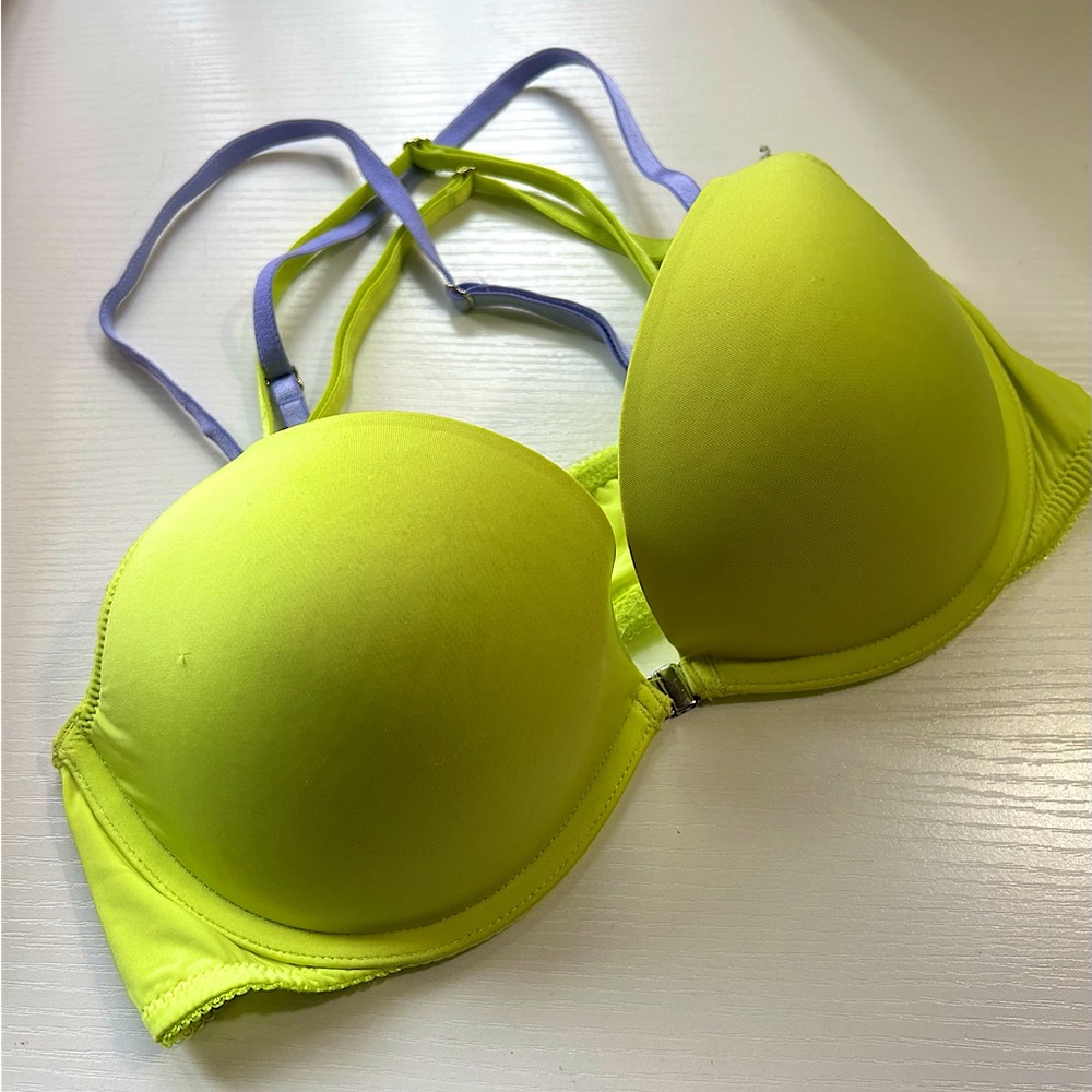NWOT Victoria’s Secret push up bra neon light green Sz 34C